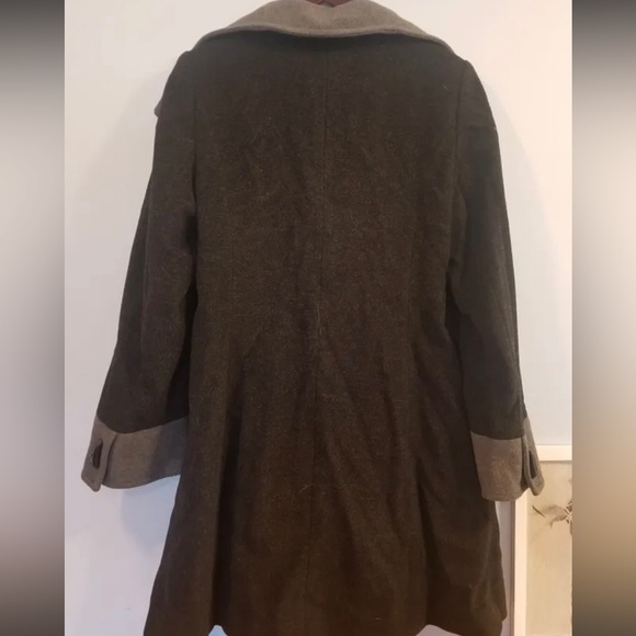 WINDSMOOR UK Wool Cashmere Toggle Coat - Picture 5 of 7